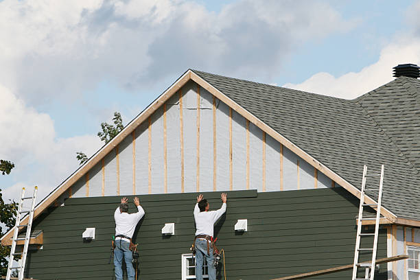 Professional Siding technician working in New Carlisle, OH